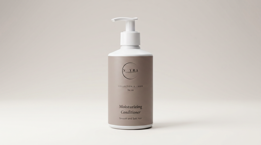 Moisturising conditioner bottle minimal packaging